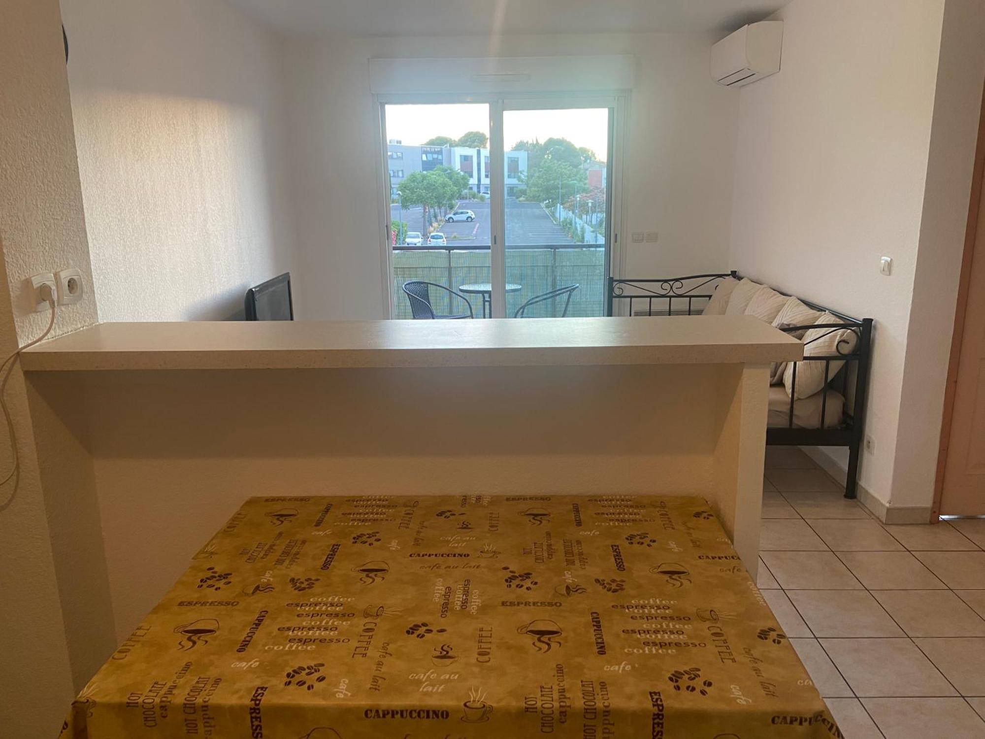 Apparemment Lumineux Proche De La Mer Apartment Безие Екстериор снимка