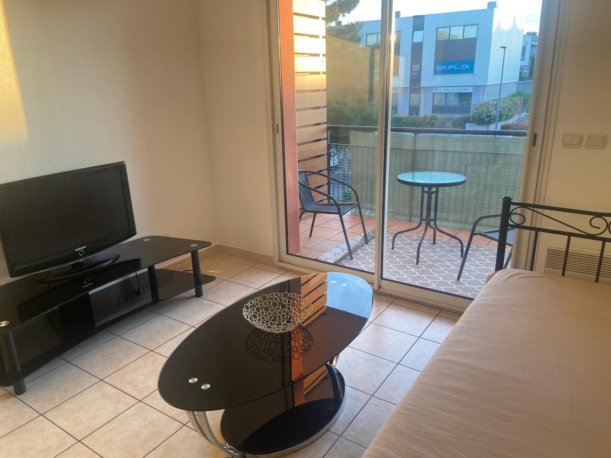 Apparemment Lumineux Proche De La Mer Apartment Безие Екстериор снимка