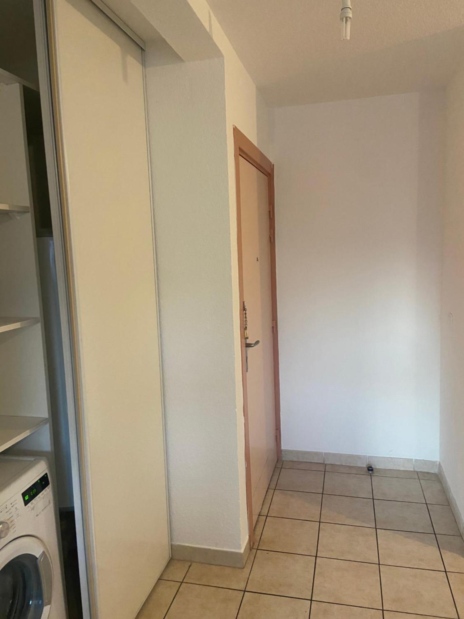 Apparemment Lumineux Proche De La Mer Apartment Безие Екстериор снимка
